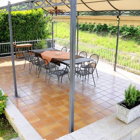 Belvilla By Oyo Porto Quarantaquattro Lazise Exteriör bild
