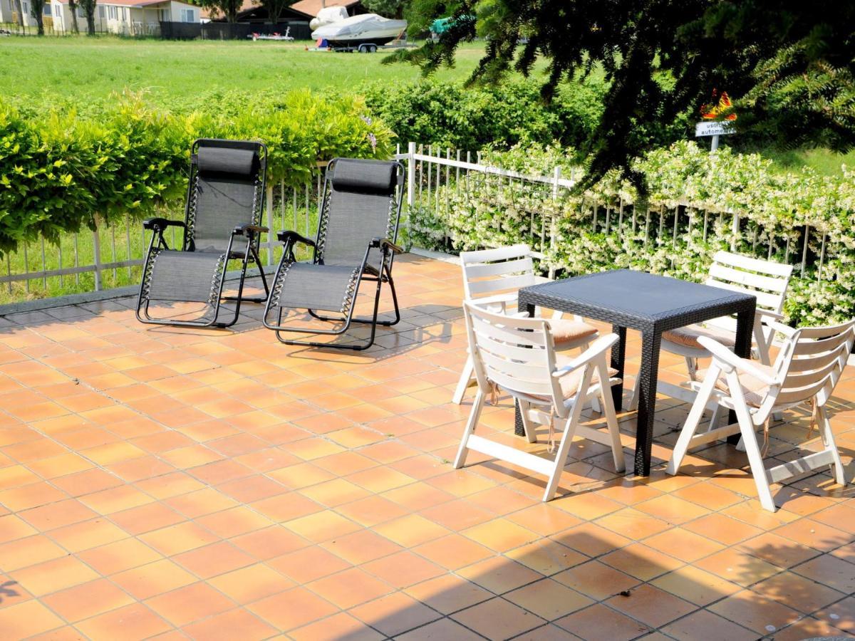 Belvilla By Oyo Porto Quarantaquattro Lazise Exteriör bild