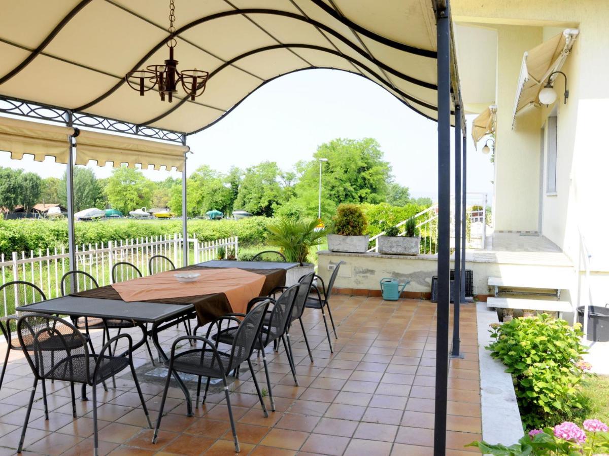 Belvilla By Oyo Porto Quarantaquattro Lazise Exteriör bild